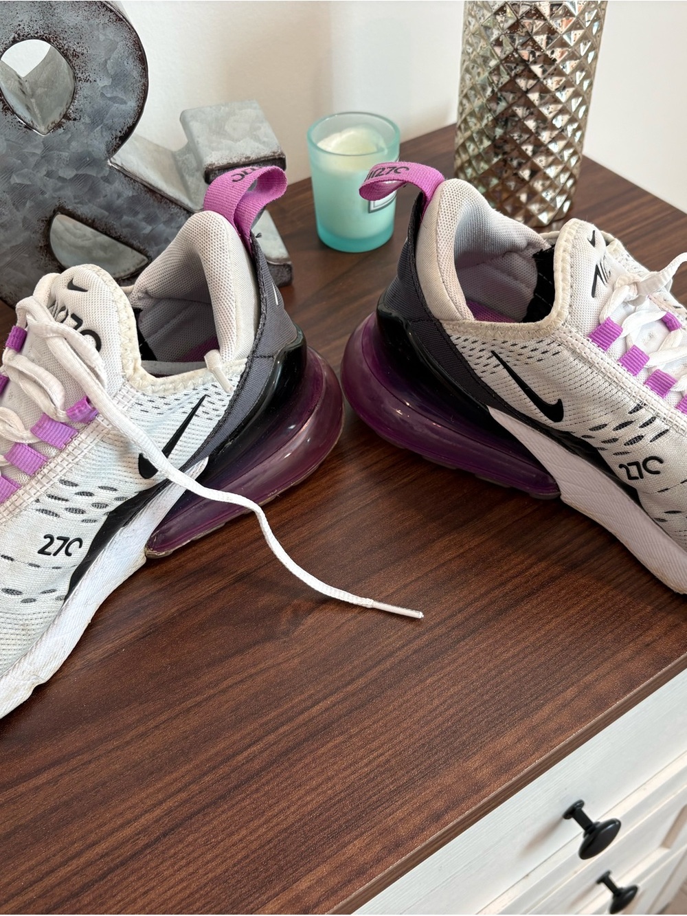 Nike Women’s Air Max 270 in Light Gray with Purple Accents - Picture 3 of 5
